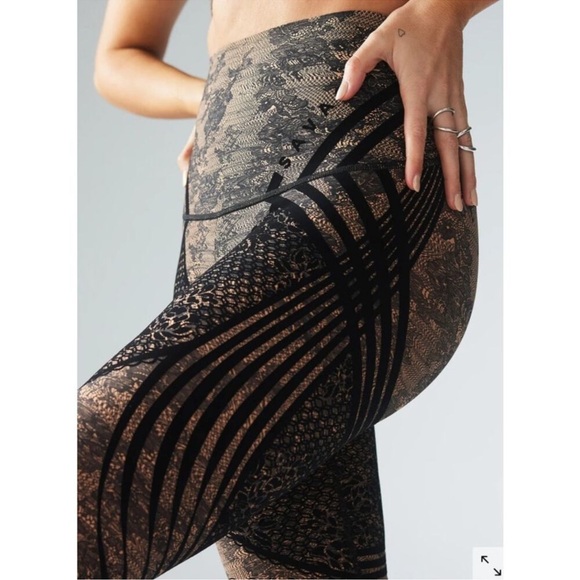 Savage x Fenty FX Lace Leggings XL - Picture 3 of 8